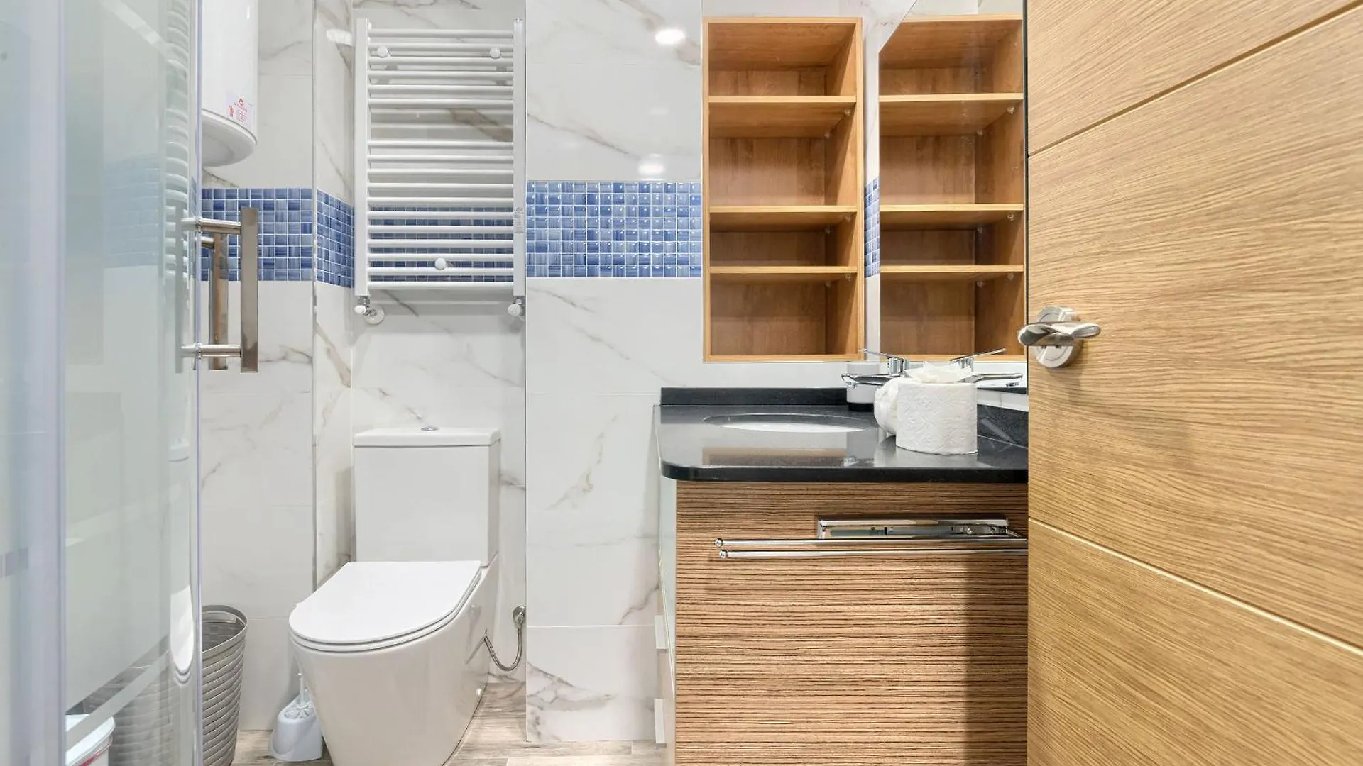 Vivienda Turistica Centrica Y Con Estilo En El Encantador Barrio La Cruz Bilbao Spain