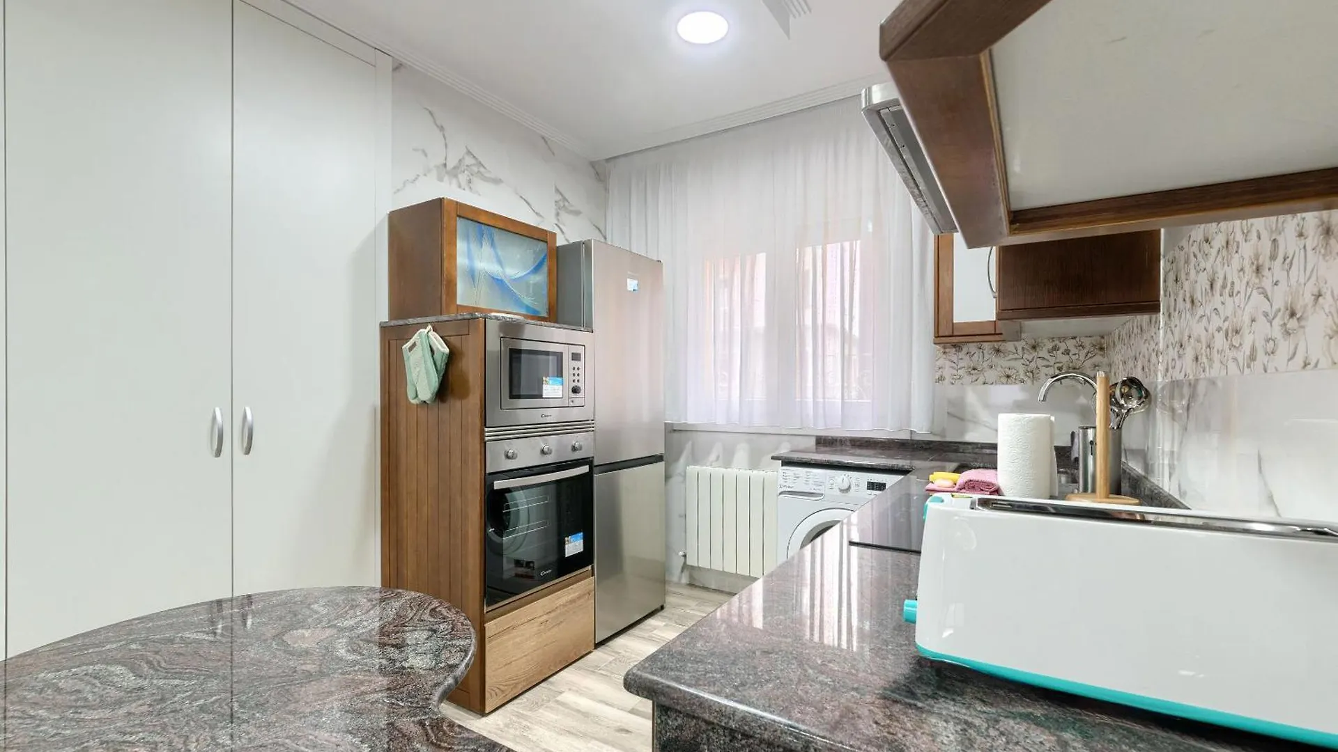 Vivienda Turistica Centrica Y Con Estilo En El Encantador Barrio La Cruz Bilbao