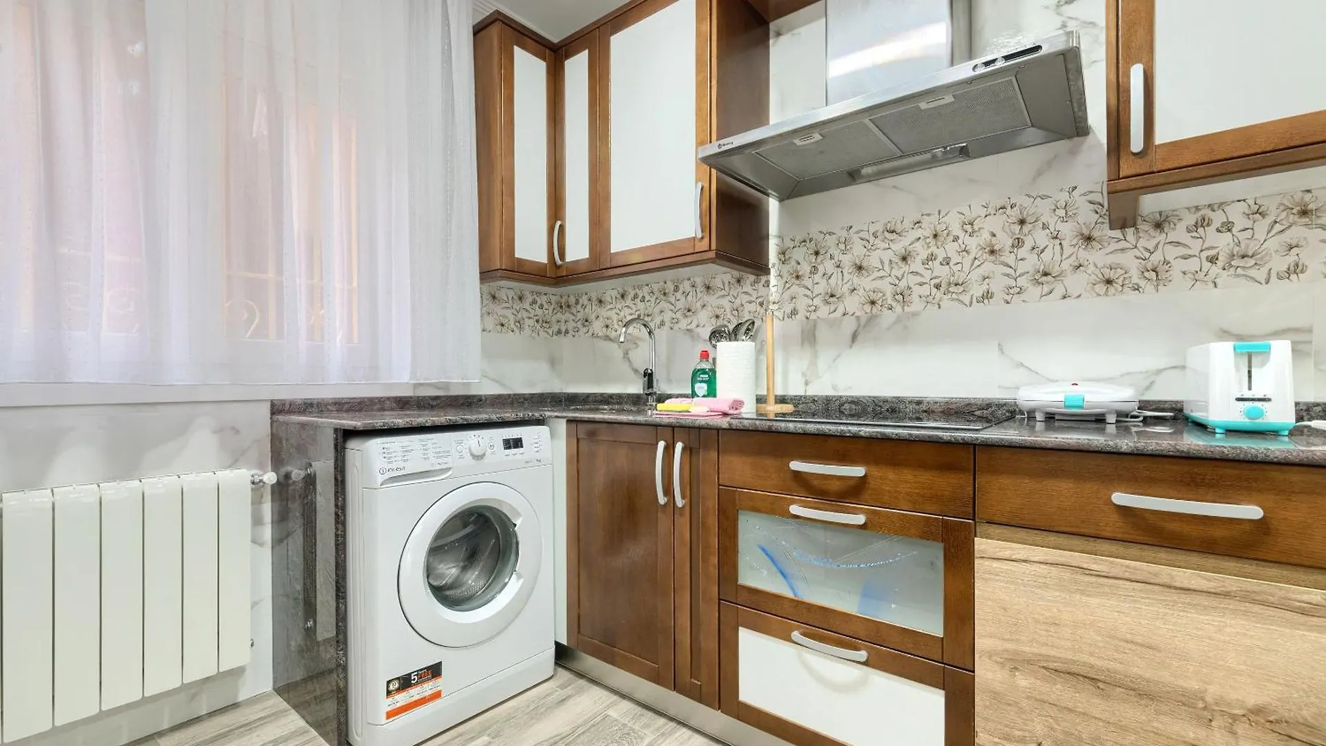 Apartment Vivienda Turistica Centrica Y Con Estilo En El Encantador Barrio La Cruz Bilbao